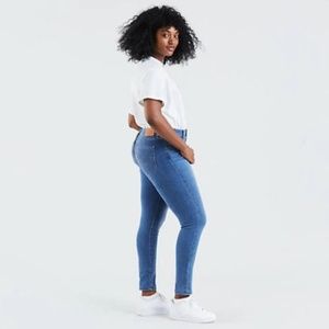 Levi's 721 High Rise Skinny Jeans (Size 31)